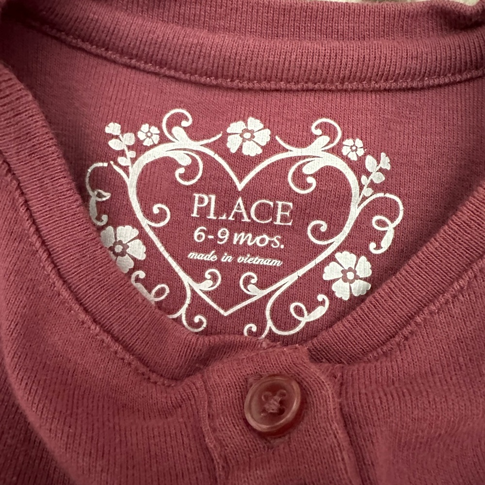 Children’s Place Henley Ling Sleeve Top in Burgundy Maroon Size 6-9 months - Picture 8 of 12